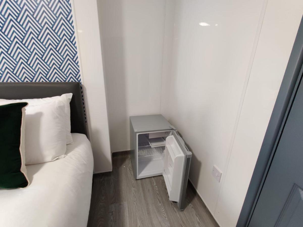 Double Ensuite Rooms スウォンジー エクステリア 写真