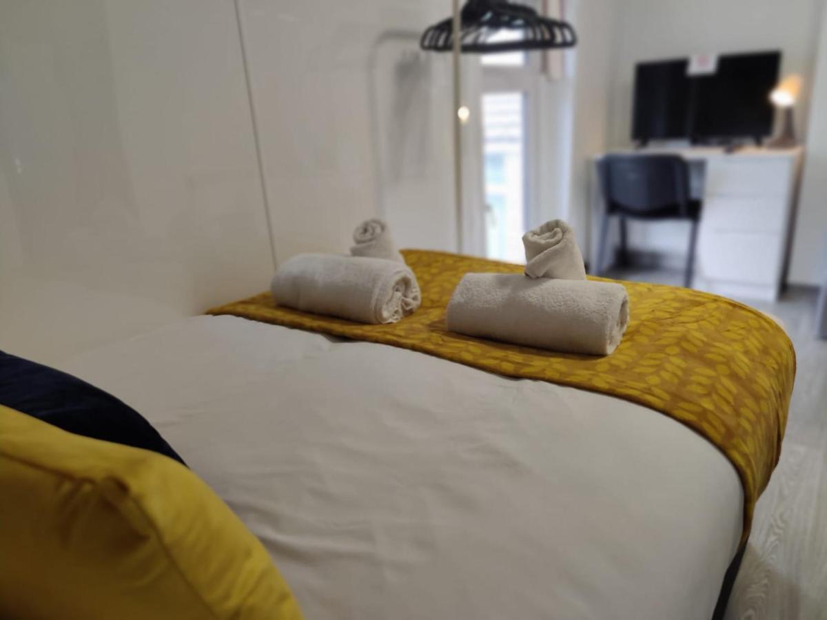 Double Ensuite Rooms スウォンジー エクステリア 写真